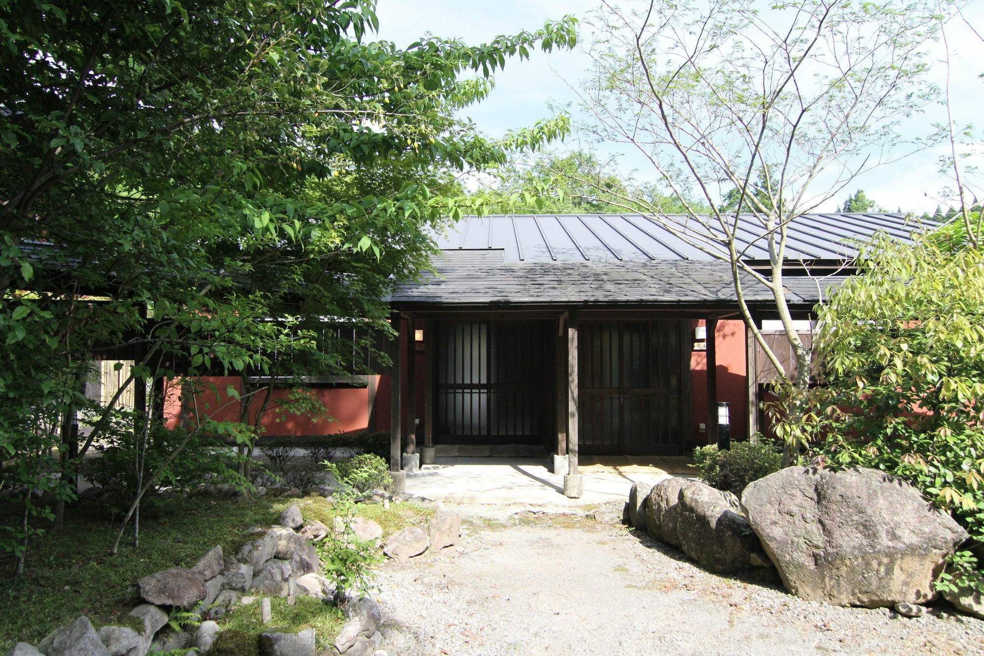 Отель Yufuin Ryoan Wazanho Оита Экстерьер фото