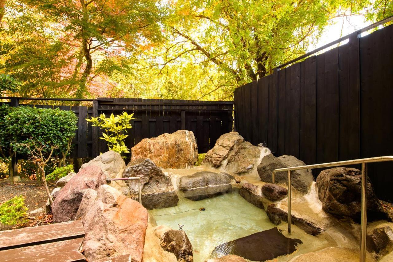 Отель Yufuin Ryoan Wazanho Оита Экстерьер фото
