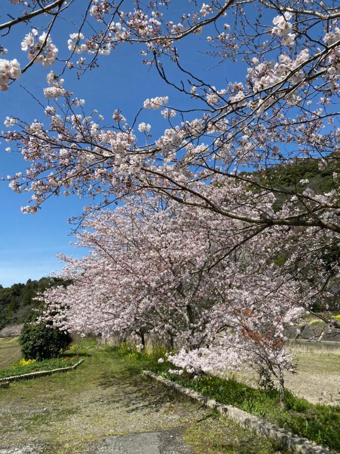 Отель Yufuin Ryoan Wazanho Оита Экстерьер фото